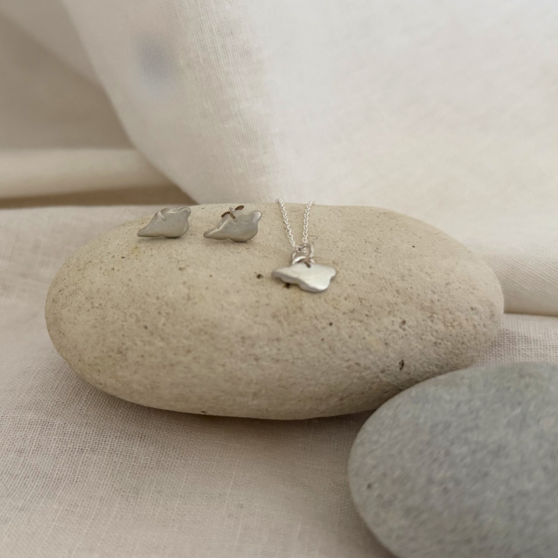 Solid Isle of Wight Stud Earrings – Satin Finish