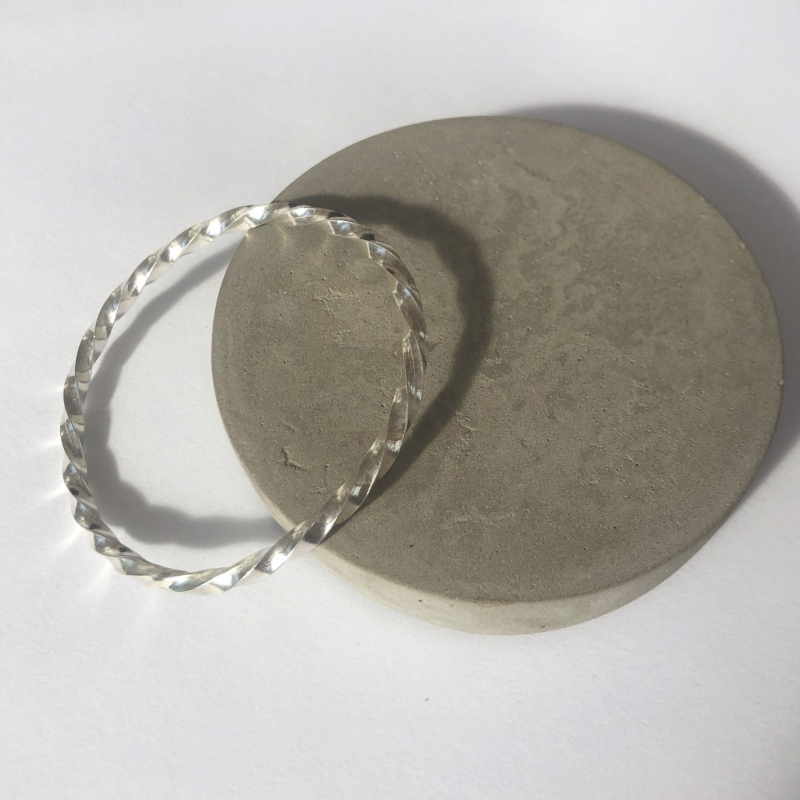 Medium Heavy Complete Twisted Bangle