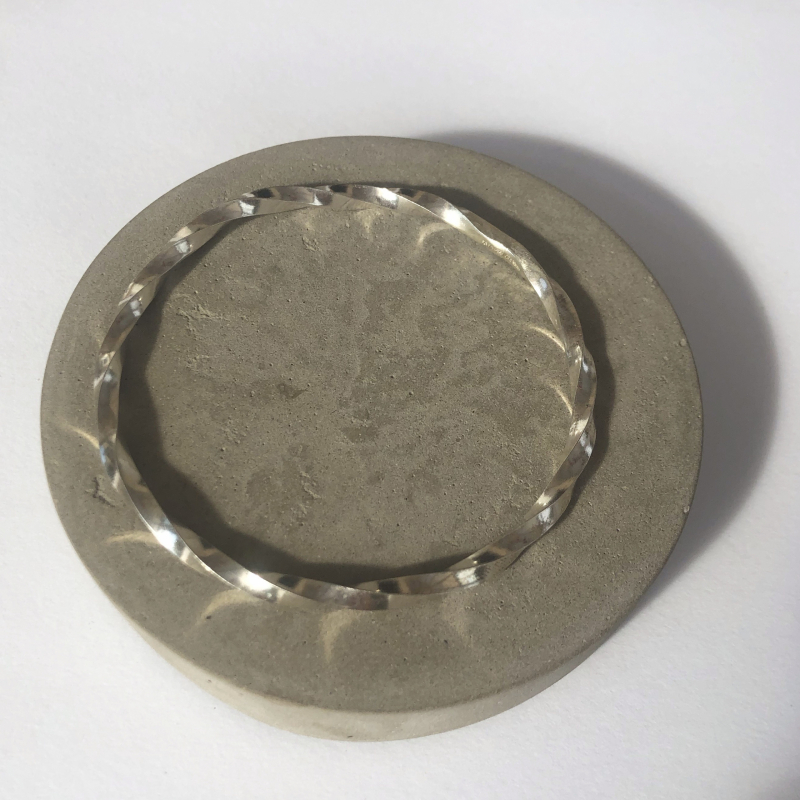 Large Heavy Complete Twisted Bangle