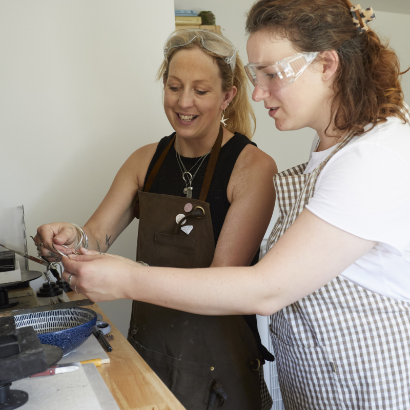 beCHARLO’ s Bespoke 1-2-1 Jewellery Making Block