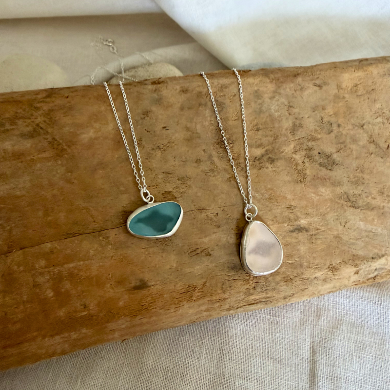 Sea Glass Setting Pendant with Isle of Wight Cut Out
